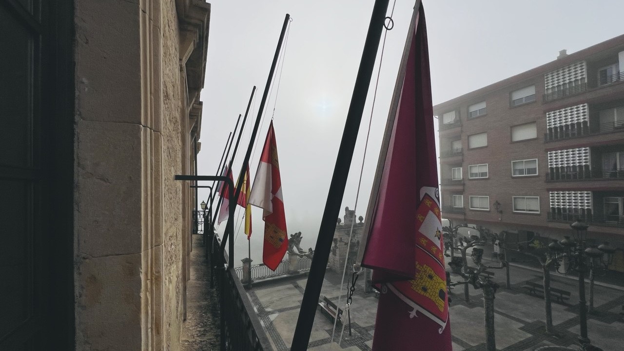 Minuto de silencio y luto oficial por los afectados por la DANA